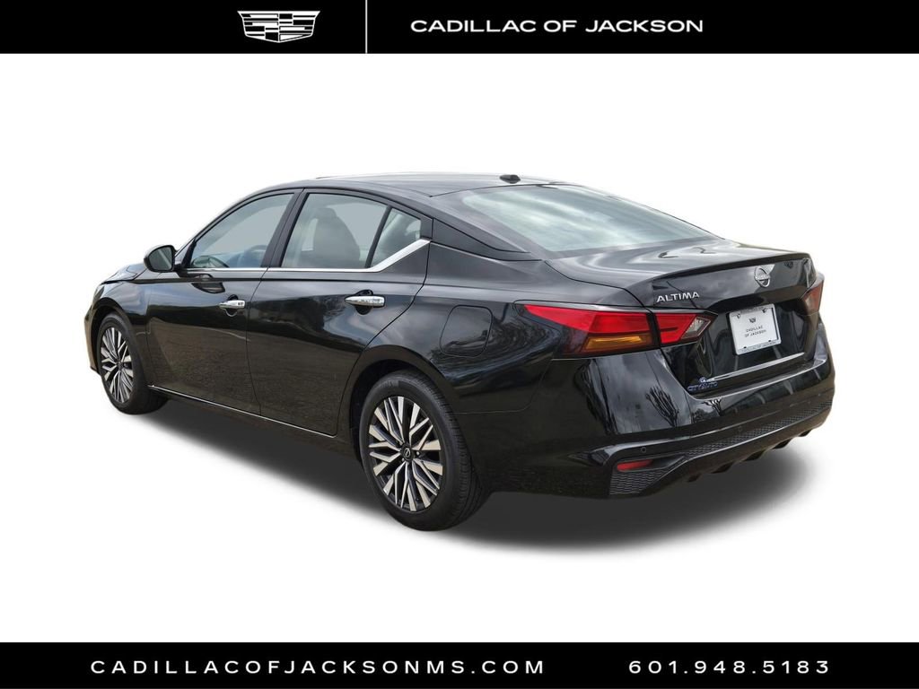 Used 2025 Nissan Altima 2.5 SV image 25