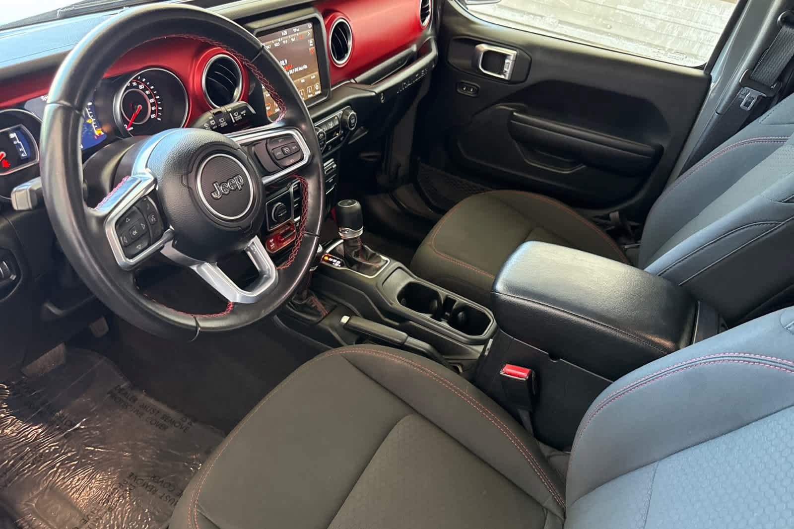Used 2021 Jeep Wrangler Unlimited Rubicon AWD/4WD image 9
