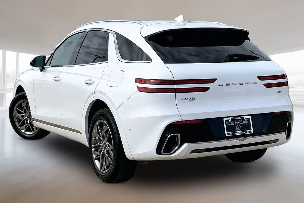 Used 2023 Genesis GV70 2.5T w/ Advanced Package AWD/4WD image 12