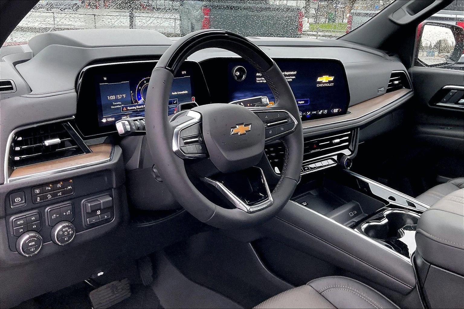 New 2026 Chevrolet Suburban High Country image 6