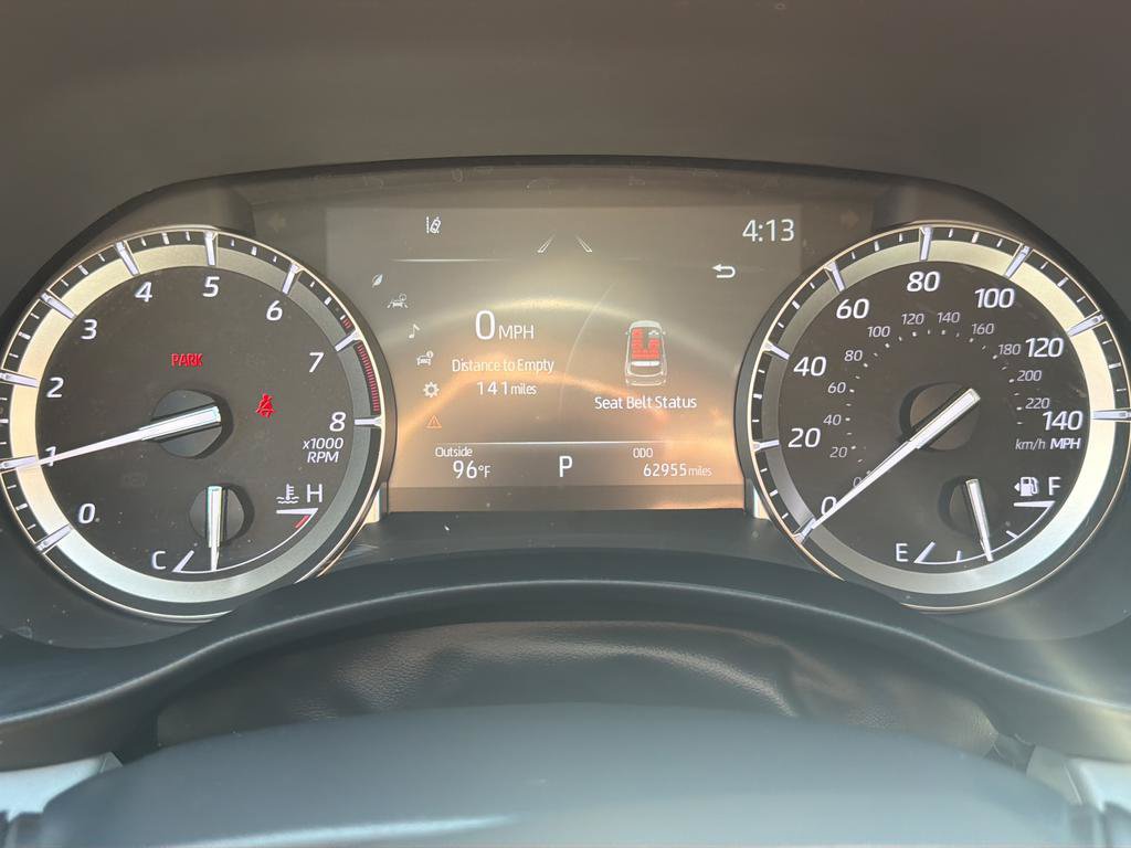 Used 2022 Toyota Highlander XLE FWD image 24