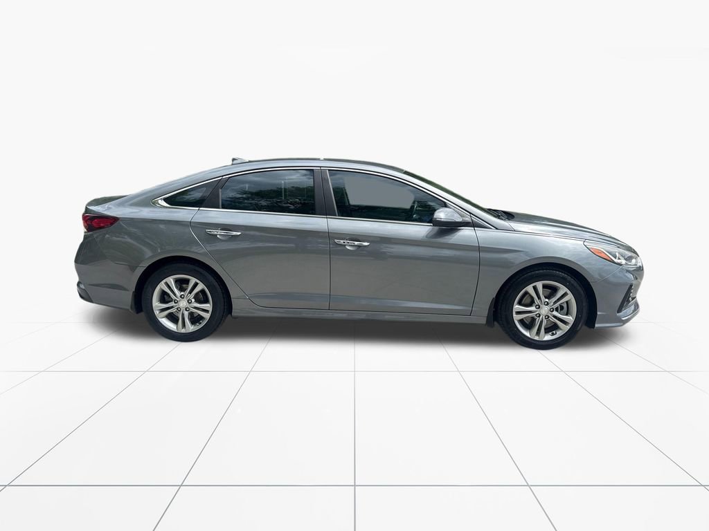 Used 2018 Hyundai Sonata SEL w/ Tech Package 02 FWD image 9