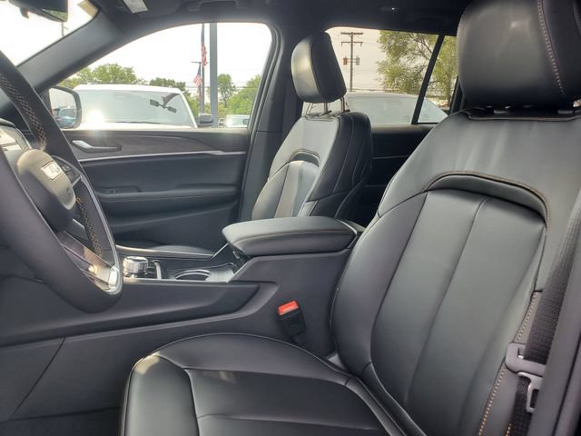 New 2026 Jeep Grand Cherokee Limited AWD/4WD image 6