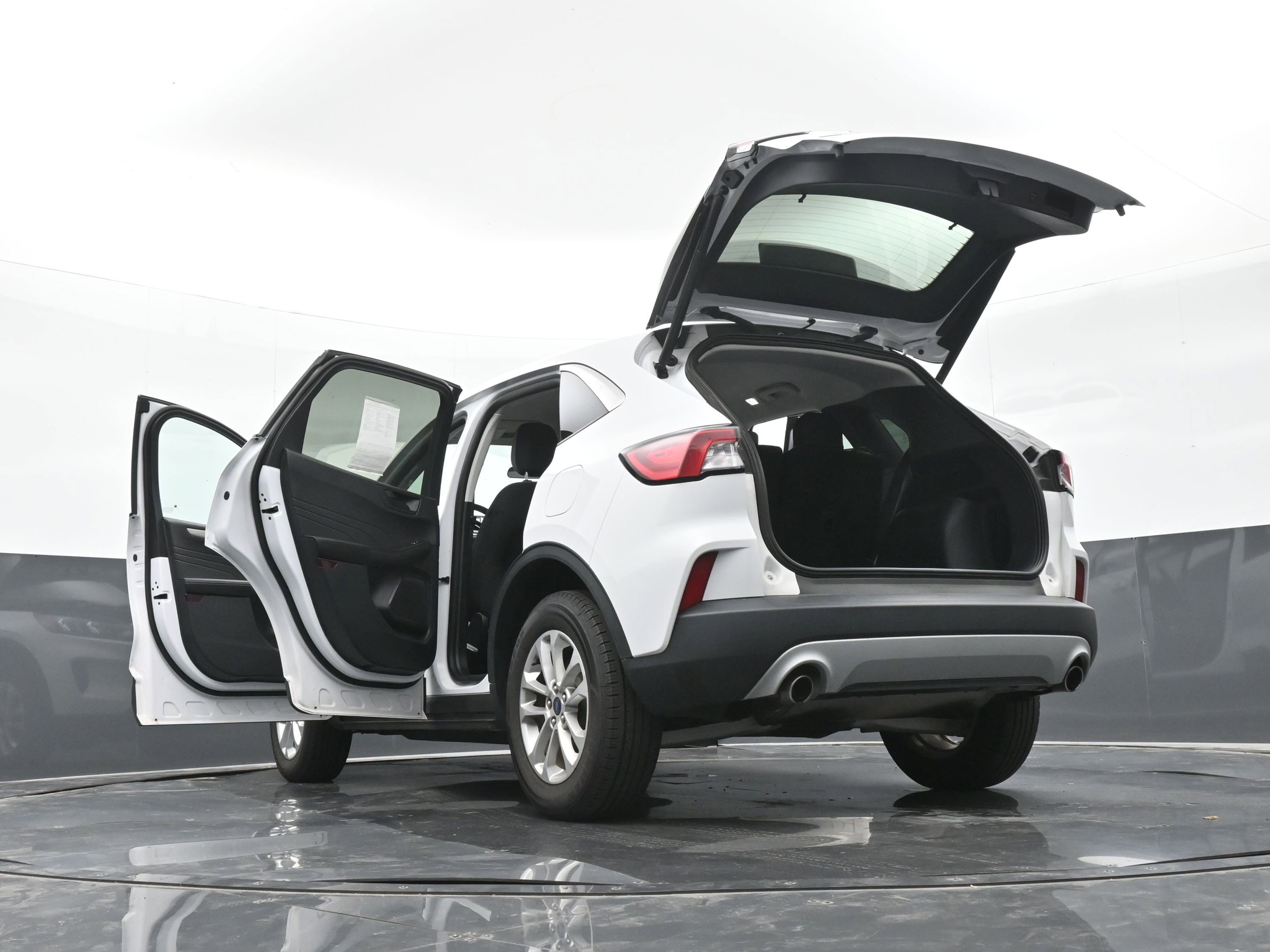 Used 2022 Ford Escape SE w/ Convenience Package image 50