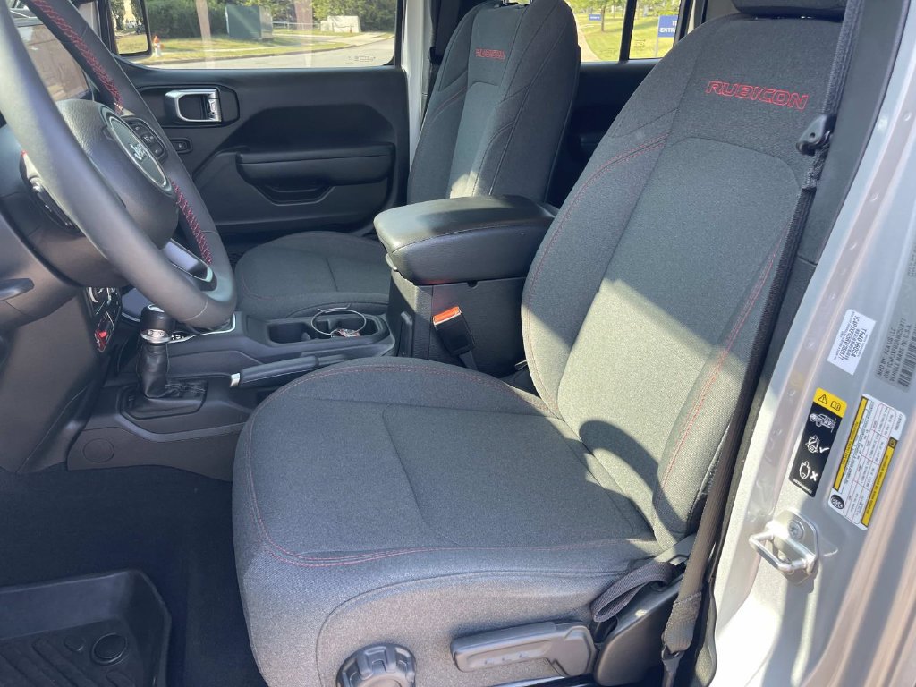 Used 2024 Jeep Wrangler Unlimited Rubicon AWD/4WD image 25