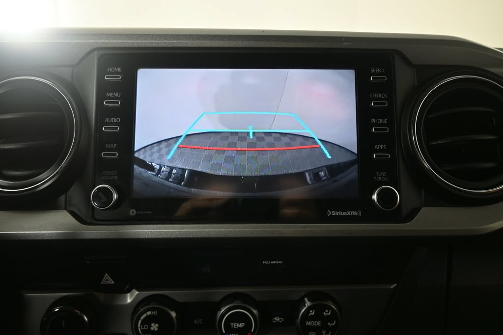 Used 2020 Toyota Tacoma SR5 AWD/4WD image 27
