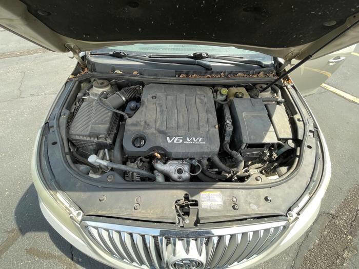 Used 2011 Buick LaCrosse CXL FWD image 42
