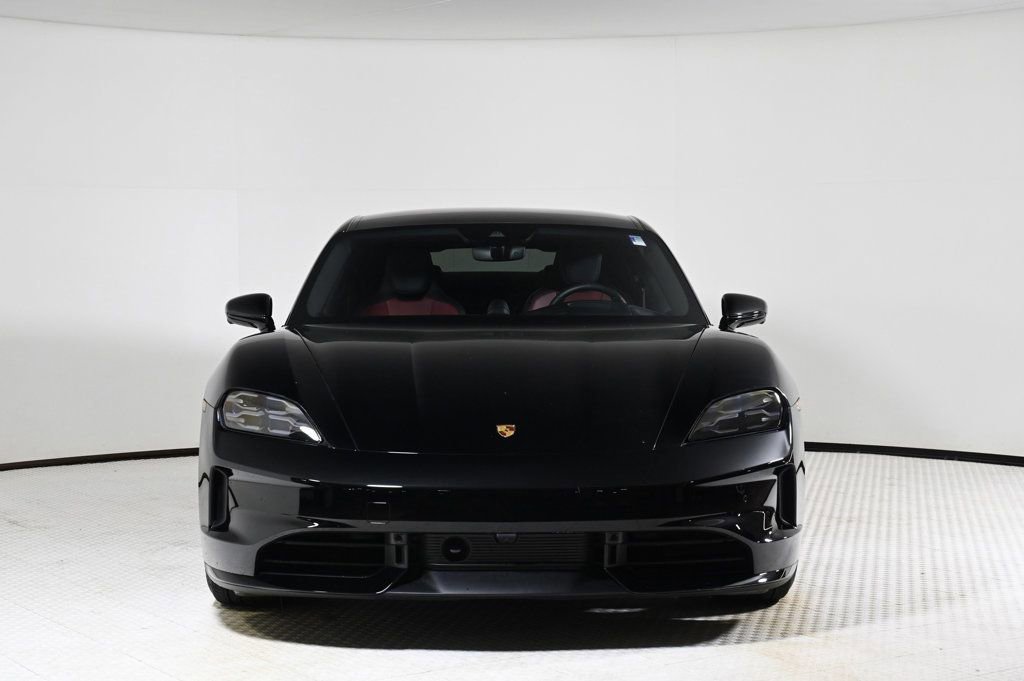 Used 2025 Porsche Taycan 4S image 10