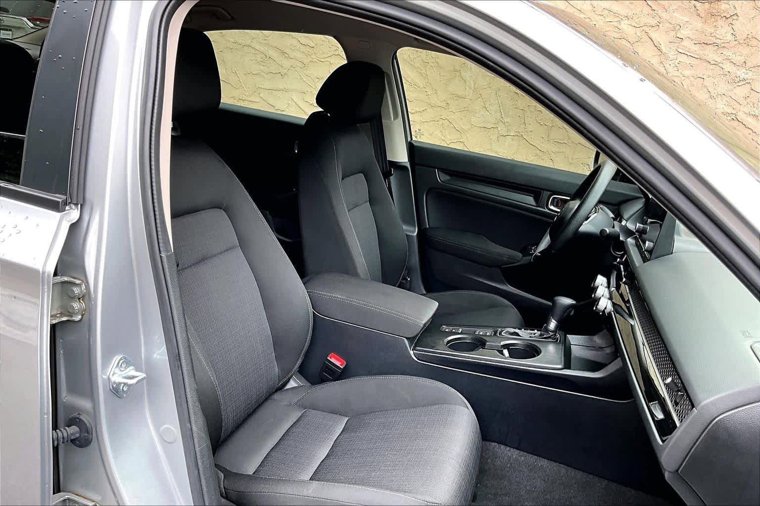 Used 2025 Honda Civic LX image 9