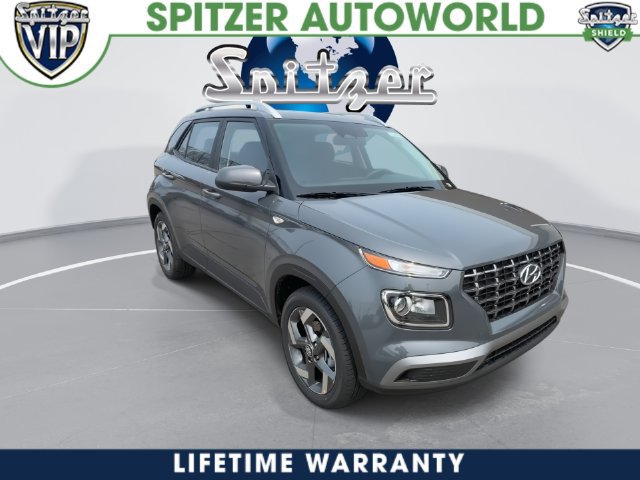 New 2026 Hyundai Venue SEL FWD image 3
