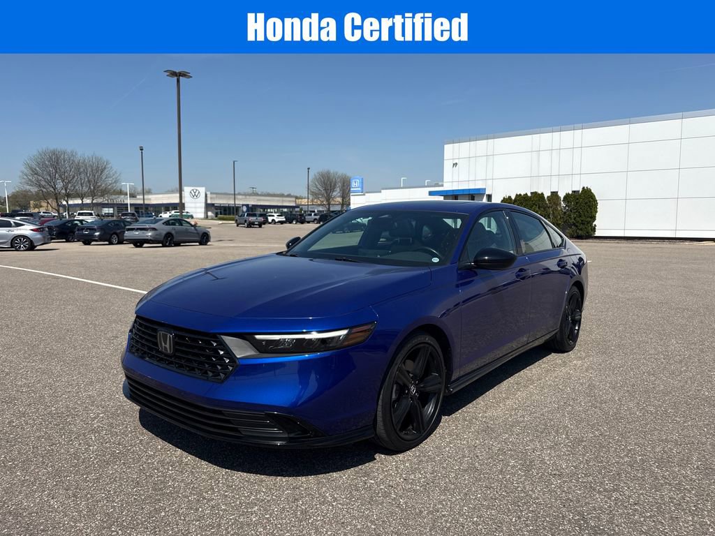 Used 2023 Honda Accord Sport image 4