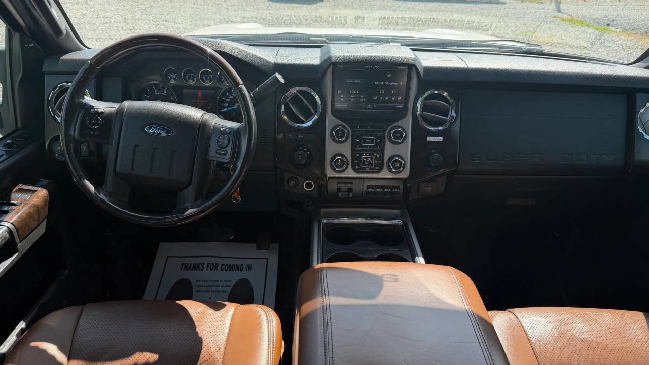 Used 2016 Ford F250 Platinum w/ FX4 Off-Road Package AWD/4WD image 16