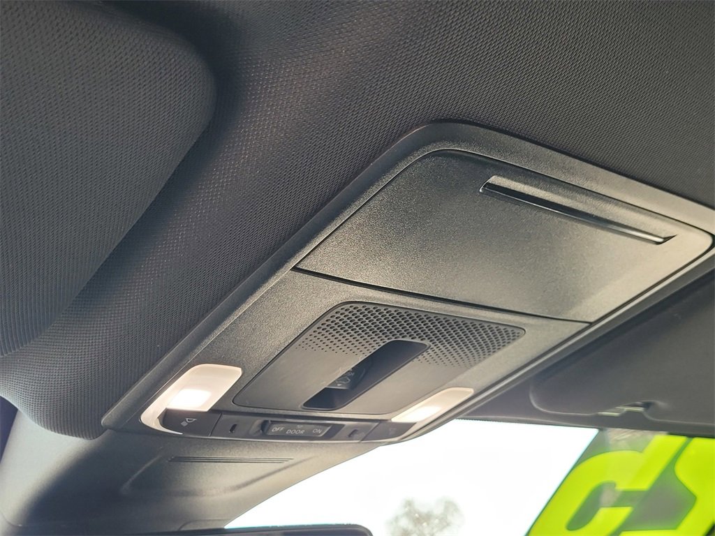 Used 2025 Honda CR-V Sport-L image 42