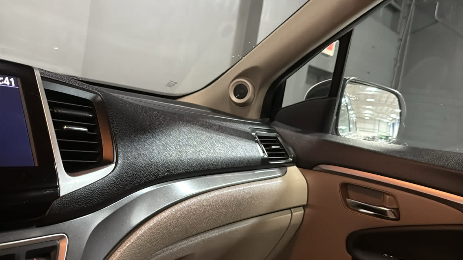 Used 2017 Honda Pilot EX-L image 16