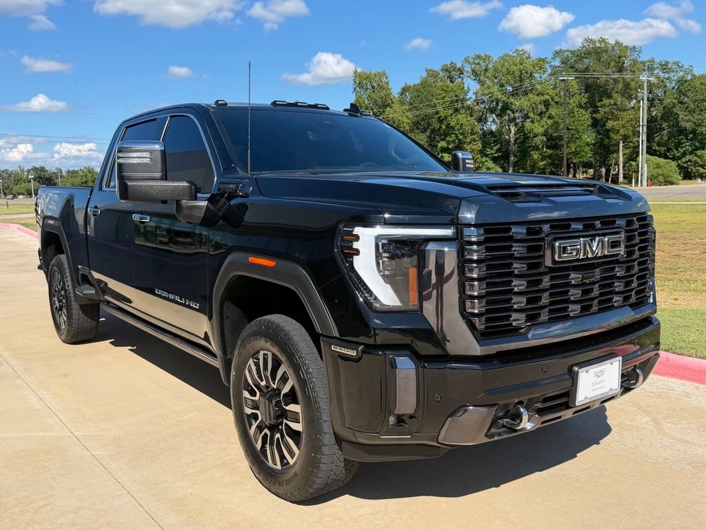 Used 2024 GMC Sierra 2500 Denali Ultimate w/ Max Trailering Package AWD/4WD image 9