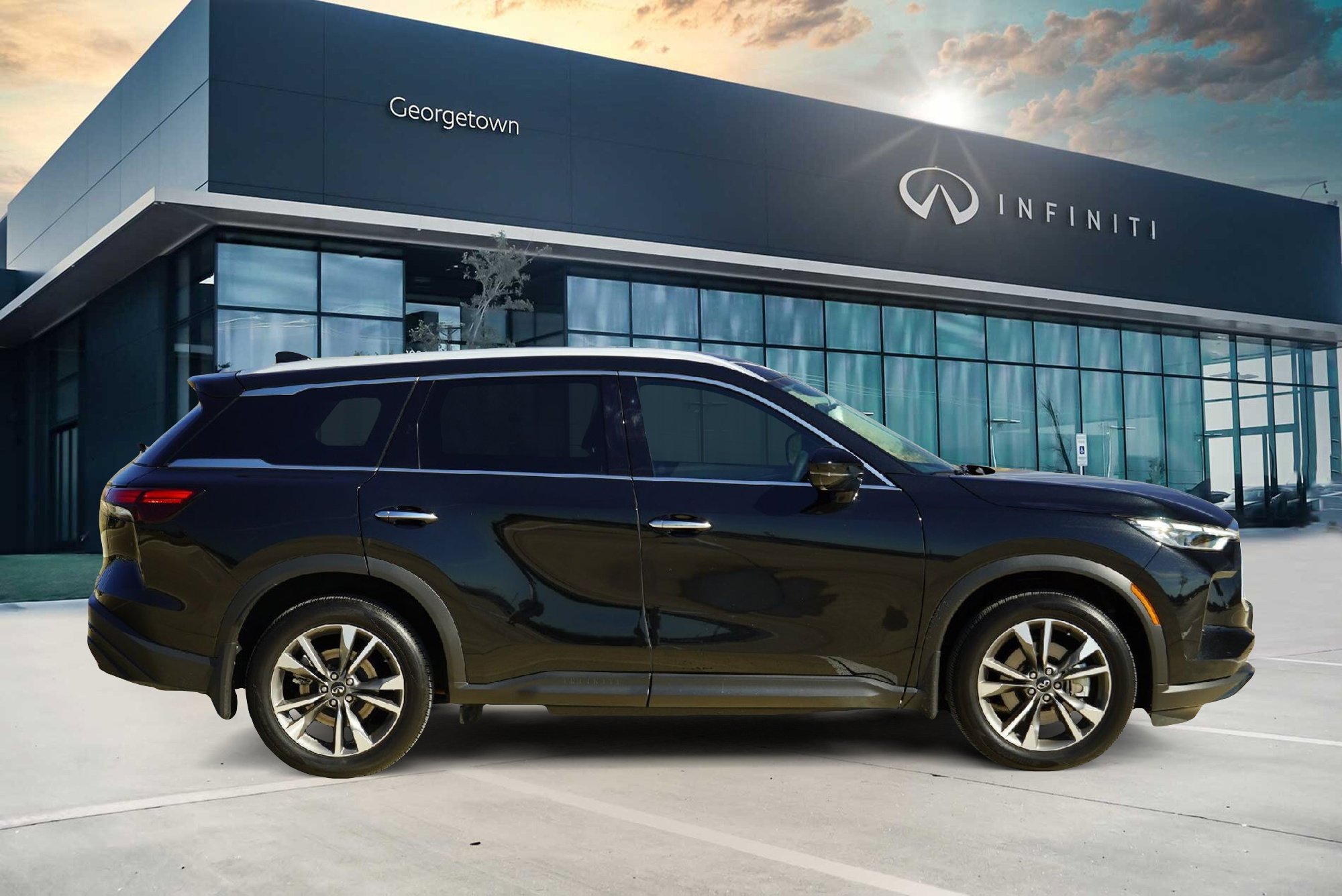 Certified 2025 INFINITI QX60 Luxe image 4