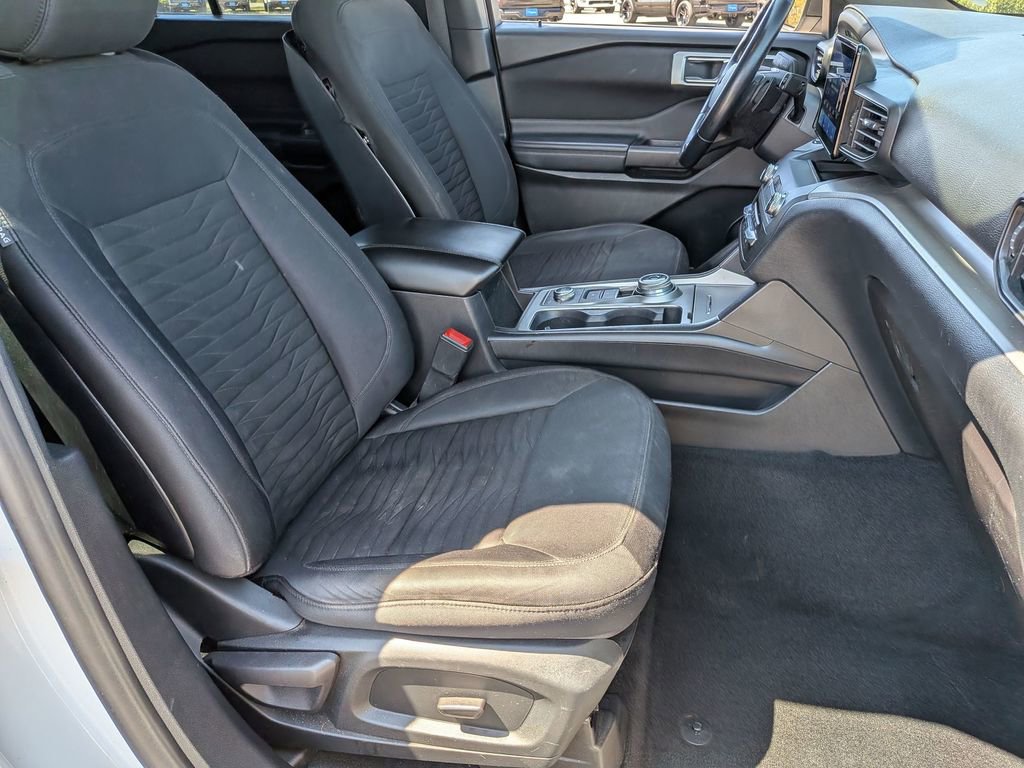 Used 2020 Ford Explorer XLT w/ Class III Trailer Tow Package image 26