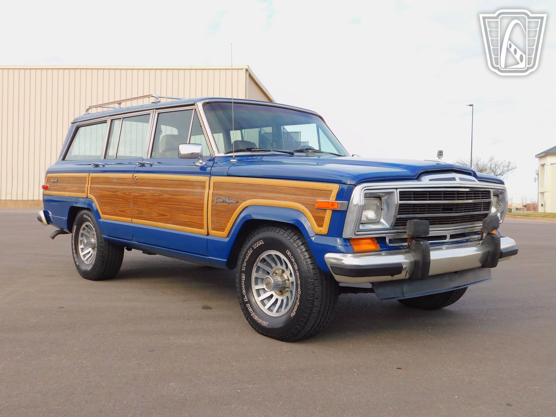 Used 1989 Jeep Grand Wagoneer AWD/4WD image 33