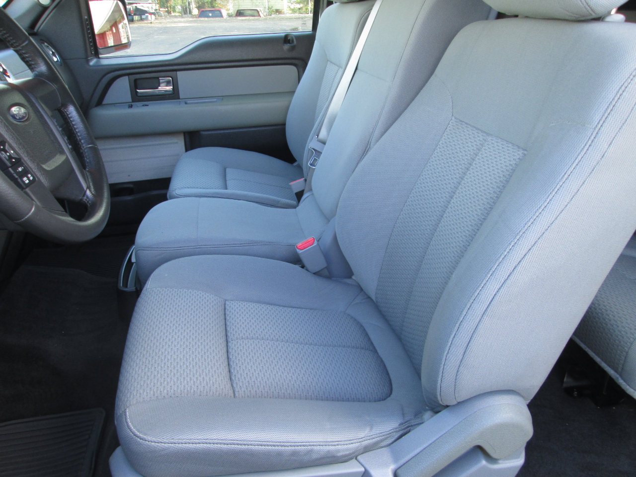 Used 2013 Ford F150 XLT w/ XLT Chrome Pkg image 30