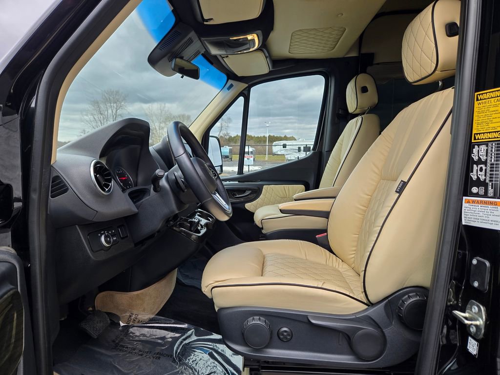 Used 2020 Mercedes-Benz Sprinter 3500 image 15