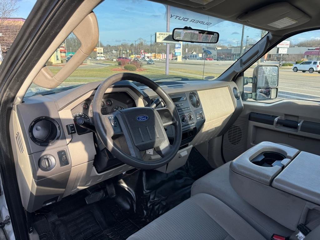 Used 2008 Ford F250 XL AWD/4WD image 9