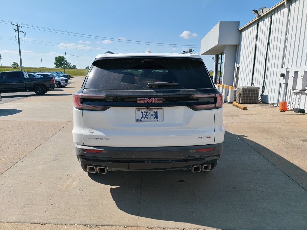 Used 2026 GMC Acadia AT4 w/ Luxury Package AWD/4WD image 7