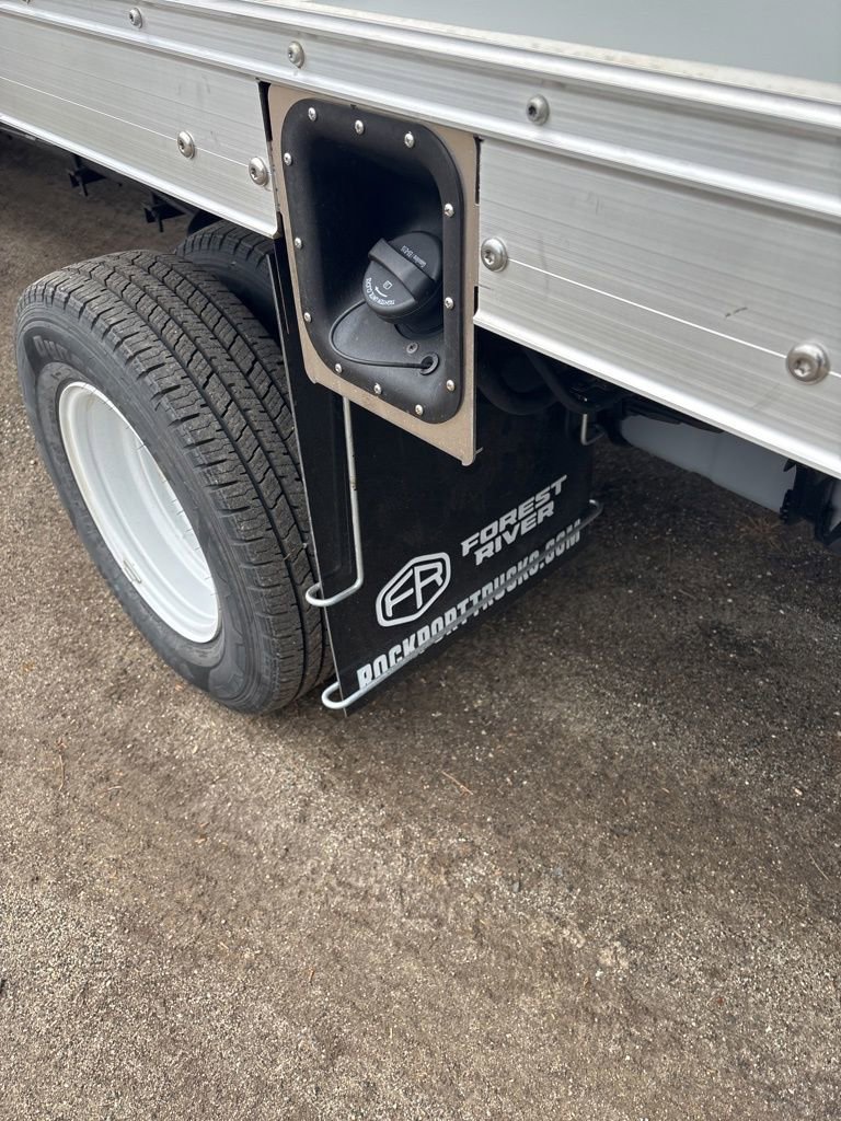 New 2027 Ford E-450 and Econoline 450 Super Duty w/ Power Equipment Group RWD image 16