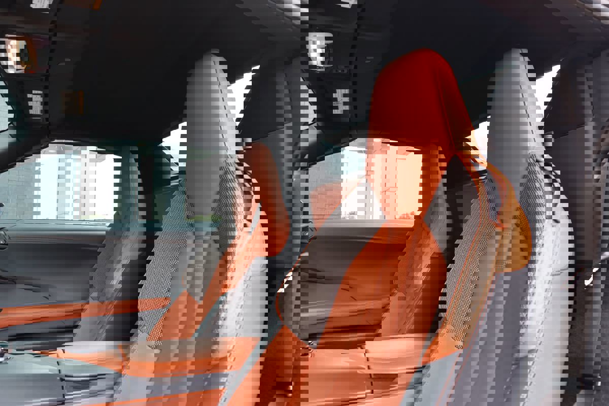 Used 2019 BMW i8 Roadster image 15