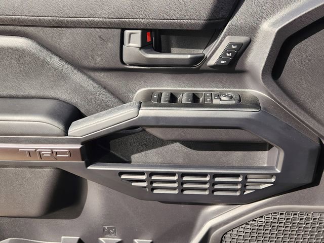 Used 2025 Toyota 4Runner TRD Off-Road Premium w/ Tow Technology Package image 17