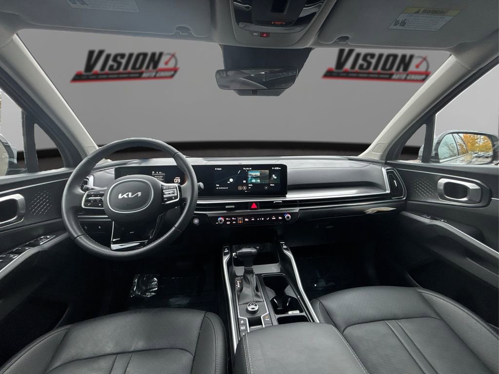 Certified 2025 Kia Sorento S w/ Panoramic Sunroof Package image 26
