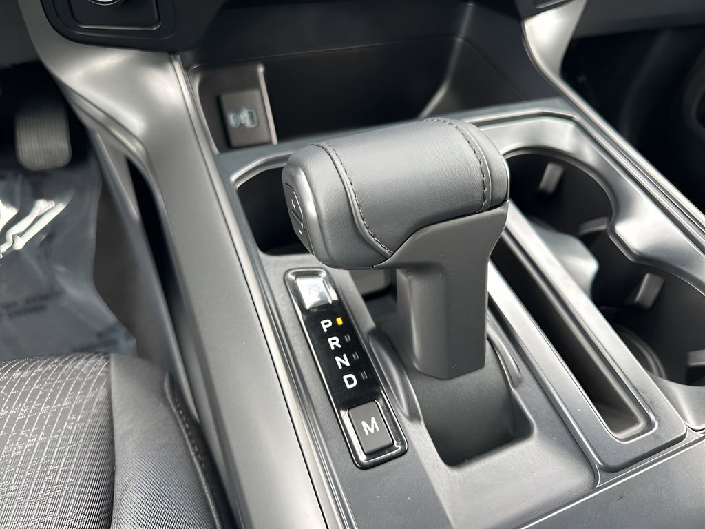 Used 2024 Ford F150 XLT w/ XLT Black Appearance Package image 16