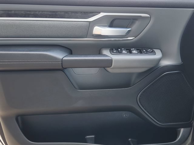 Used 2023 RAM 1500 Big Horn AWD/4WD image 23