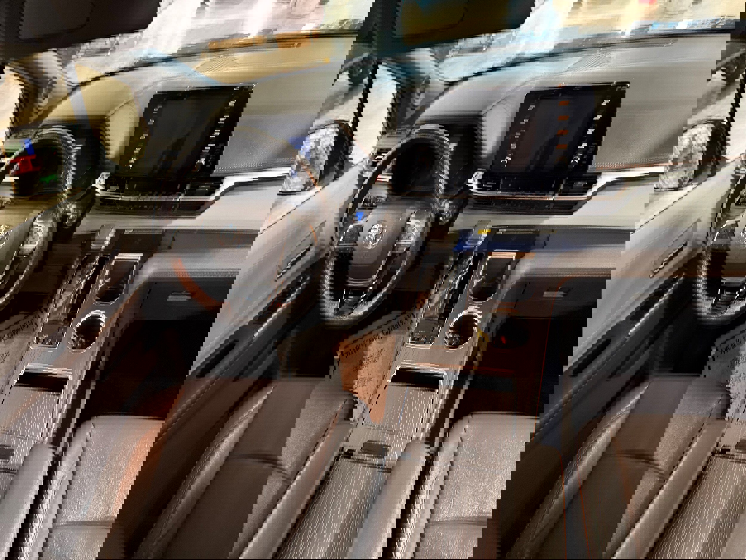 Used 2022 Toyota Sienna XSE w/ XSE Plus Package image 12