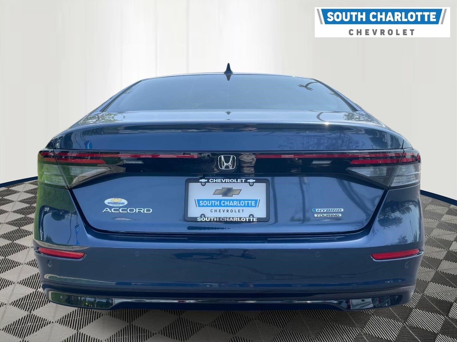 Used 2025 Honda Accord Touring image 5