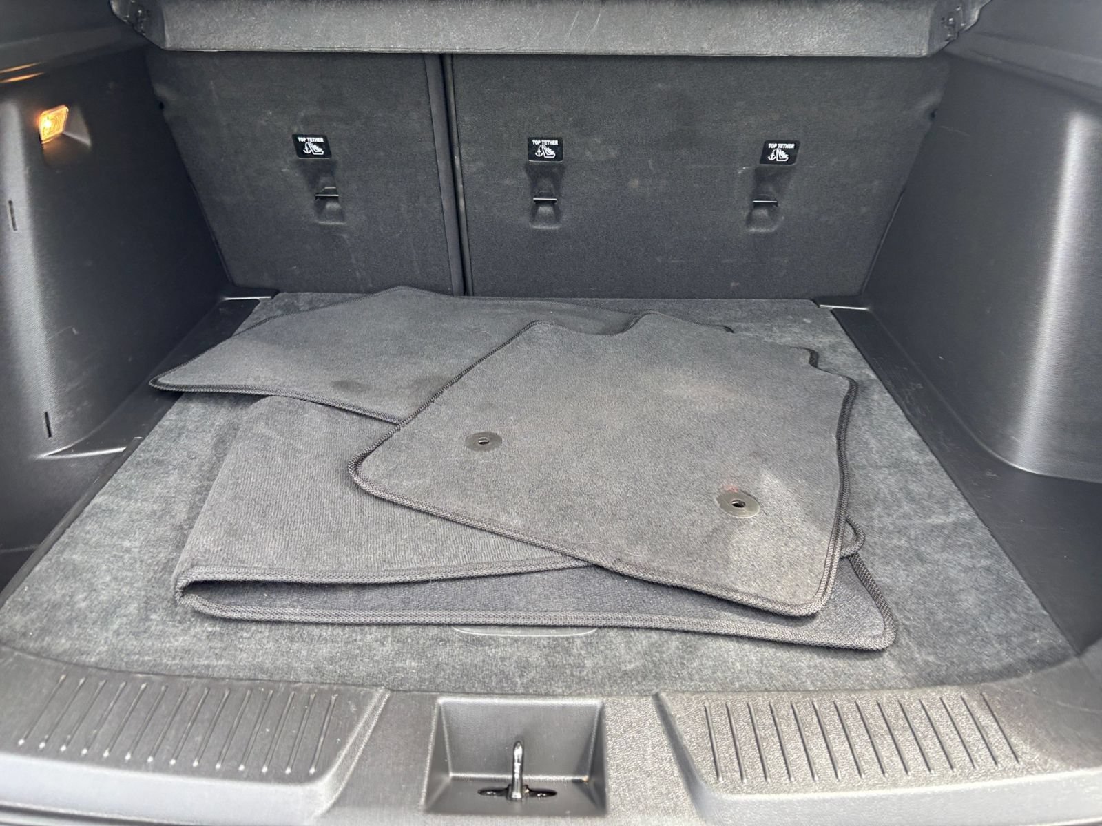 Used 2025 Chevrolet Trax LT FWD image 31