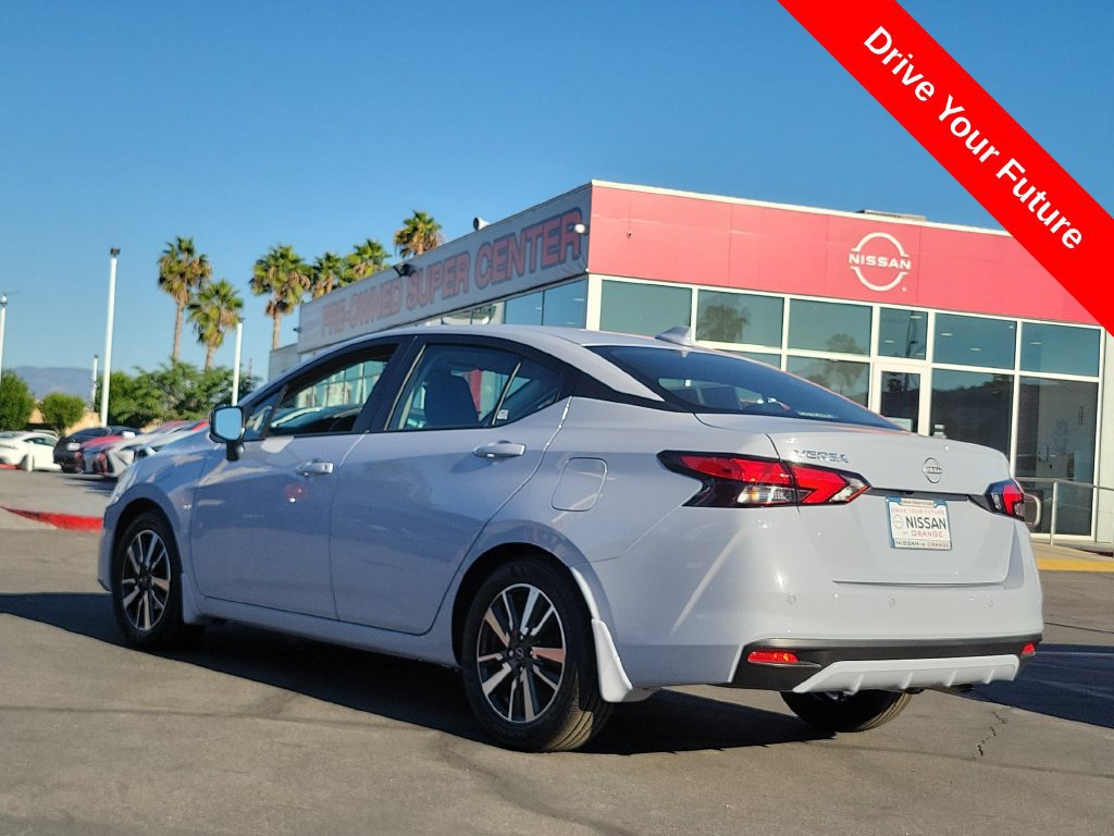 Used 2025 Nissan Versa SV w/ Trunk Package FWD image 2