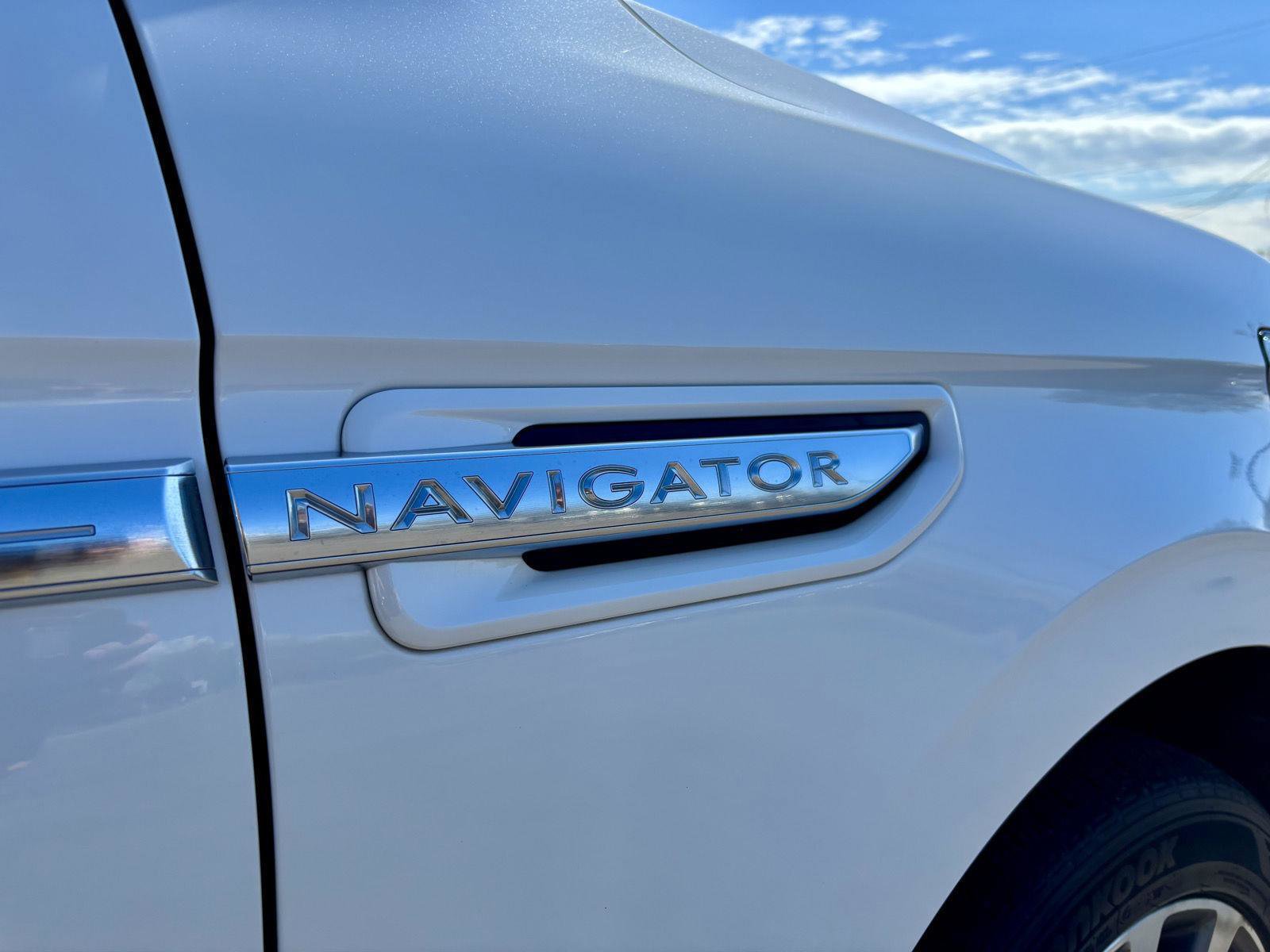 Used 2020 Lincoln Navigator L Reserve w/ Equipment Group 201A Reserve AWD/4WD image 35