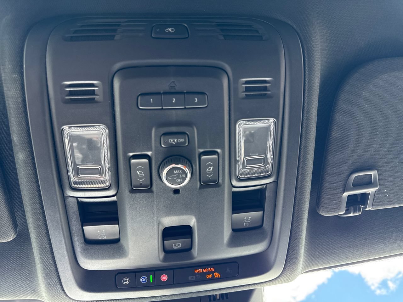 Used 2024 Cadillac Escalade Sport AWD/4WD image 30