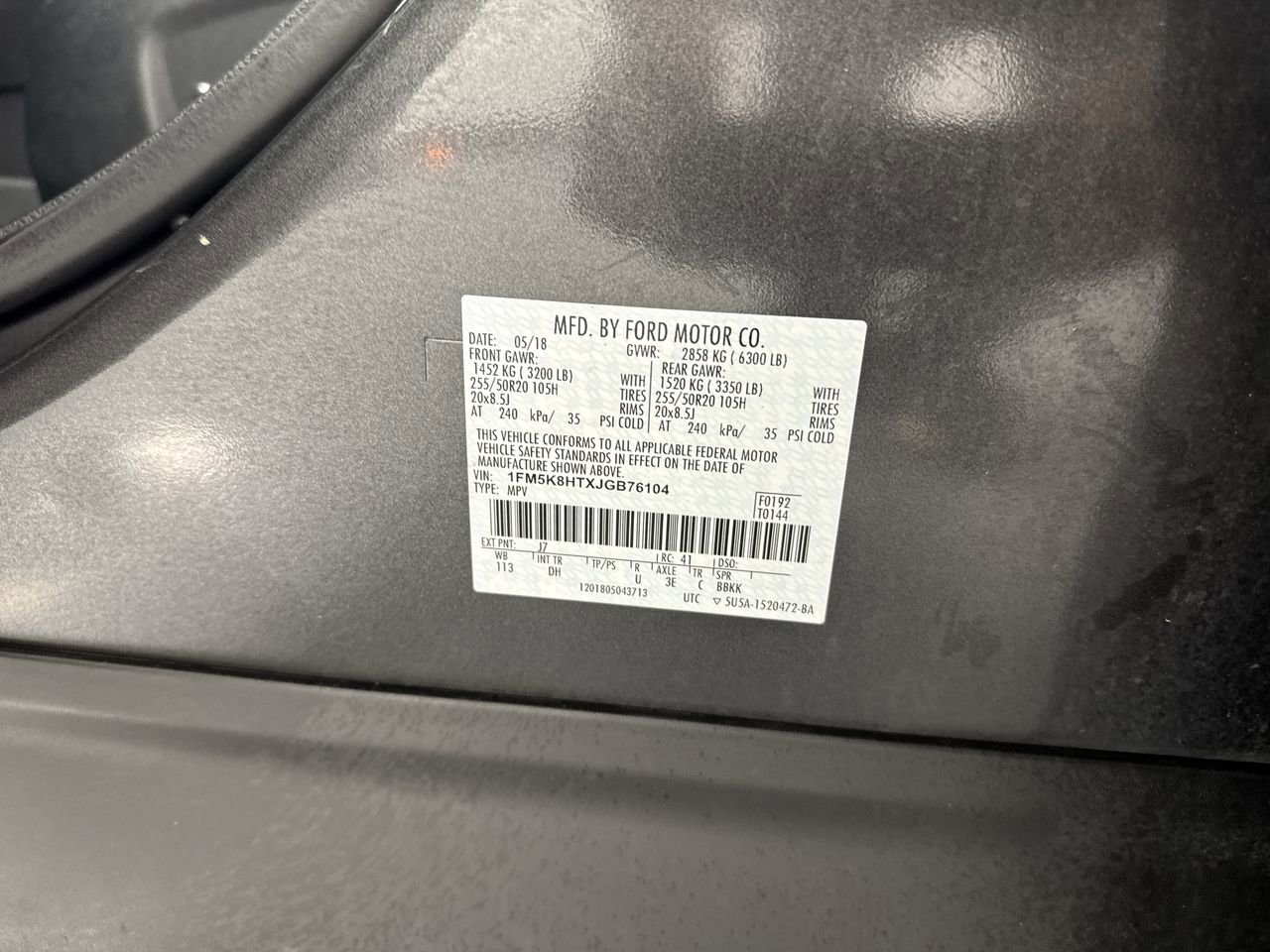 Used 2018 Ford Explorer Platinum AWD/4WD image 37