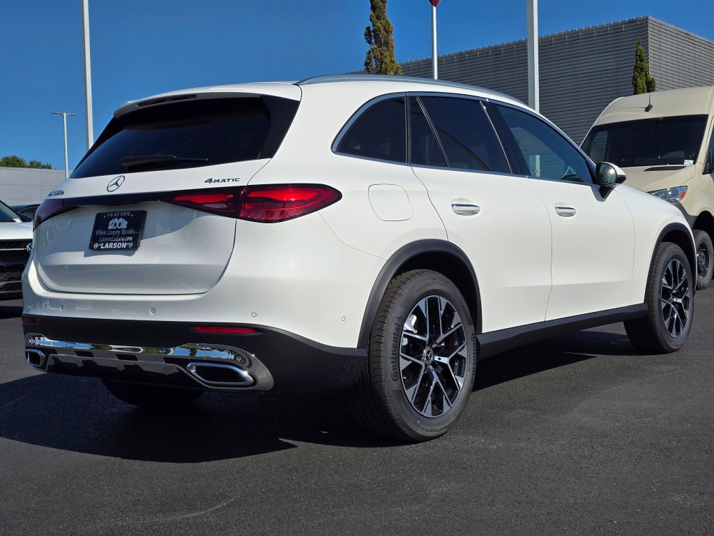 New 2026 Mercedes-Benz GLC 350e 4MATIC image 6