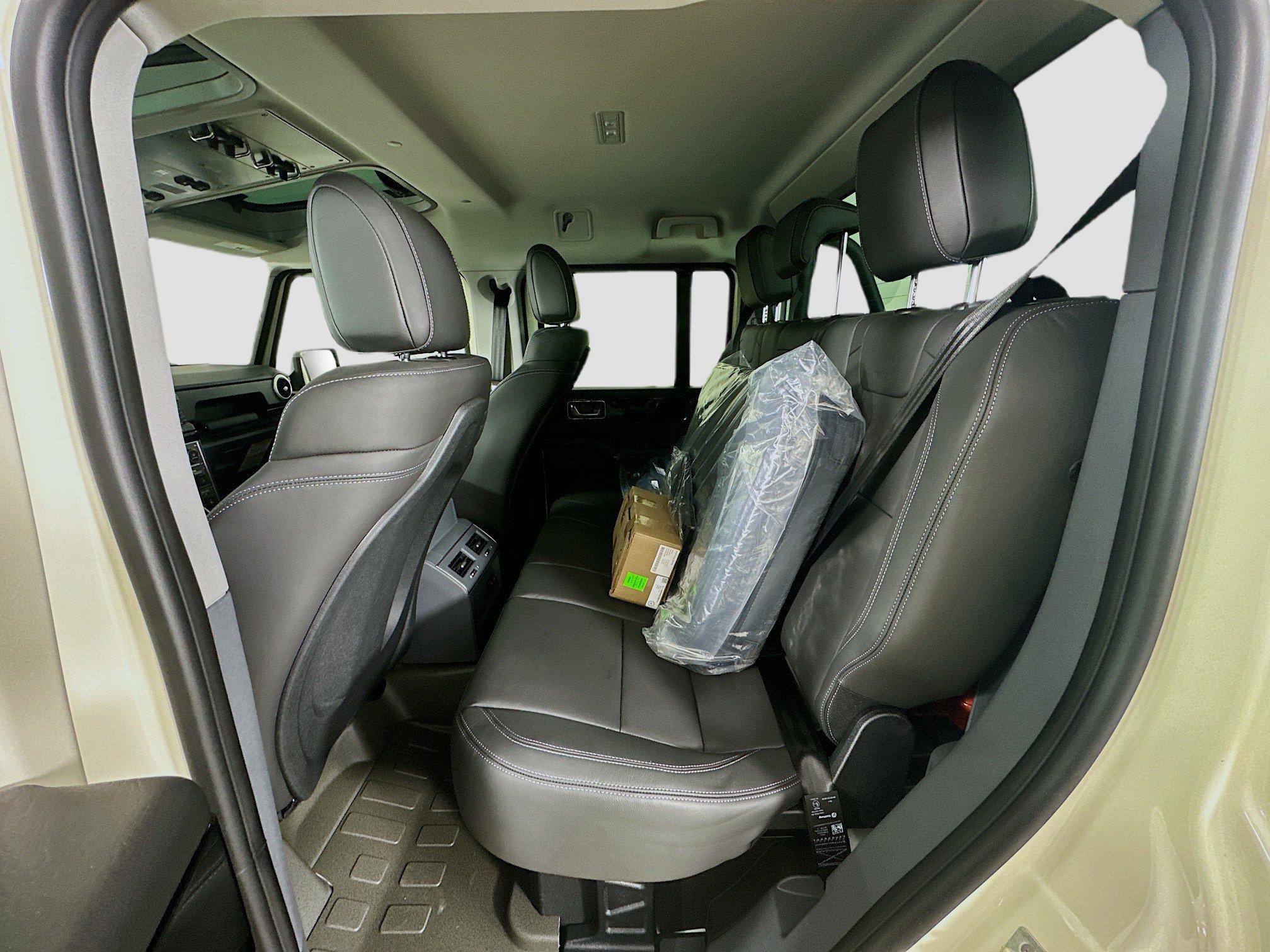 New 2025 INEOS Grenadier Fieldmaster Edition image 38