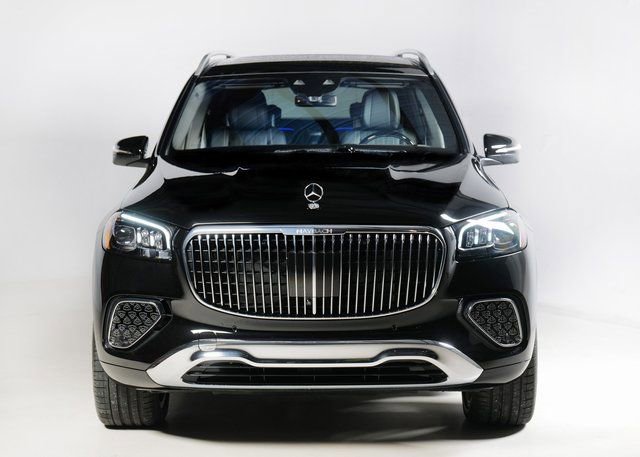 Used 2024 Mercedes-Benz Maybach GLS 600 4MATIC image 8