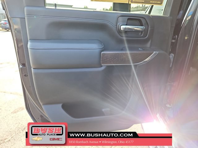 Used 2023 GMC Sierra 3500 Denali AWD/4WD image 14