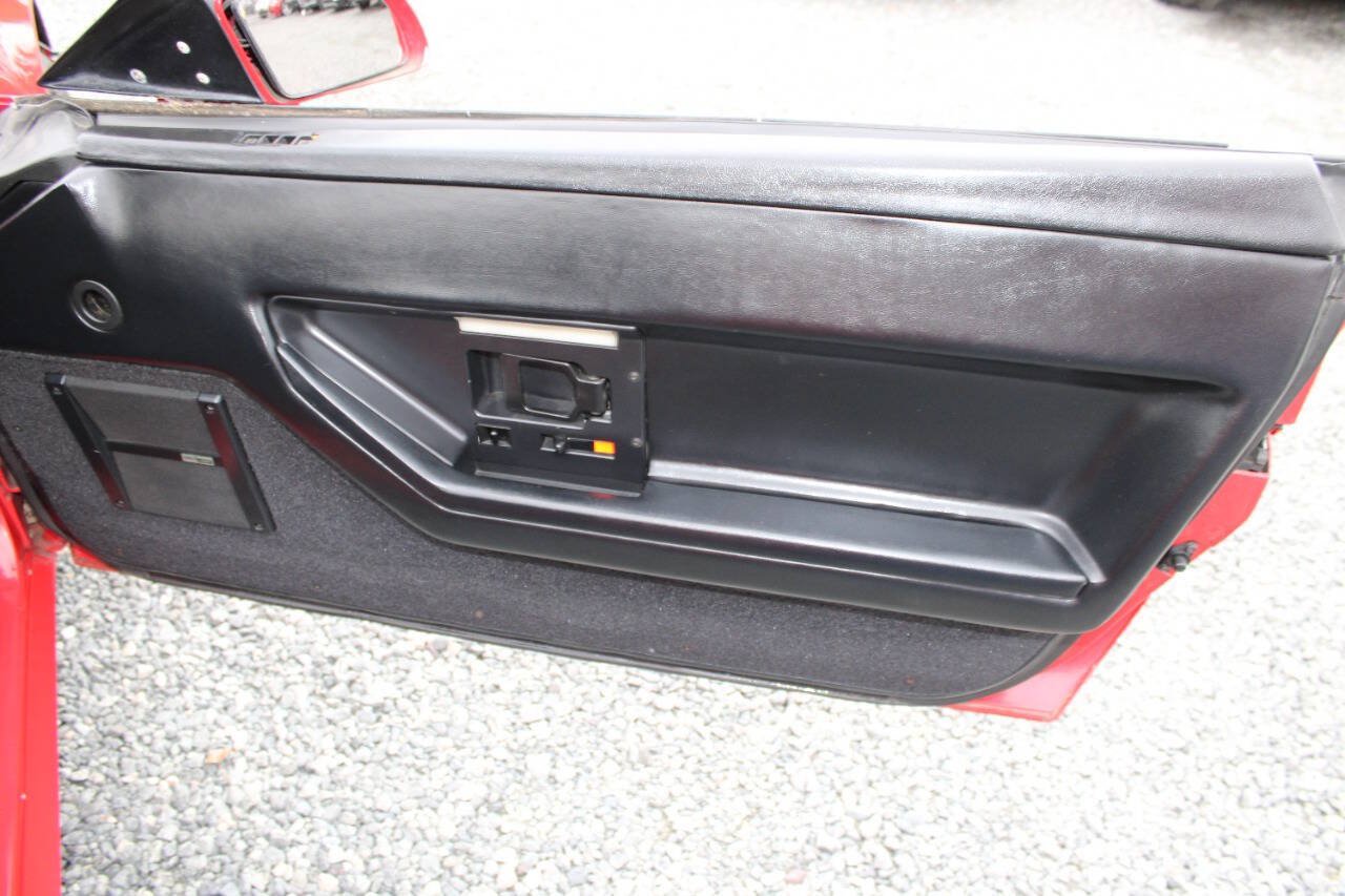 Used 1989 Chevrolet Corvette Convertible RWD image 19