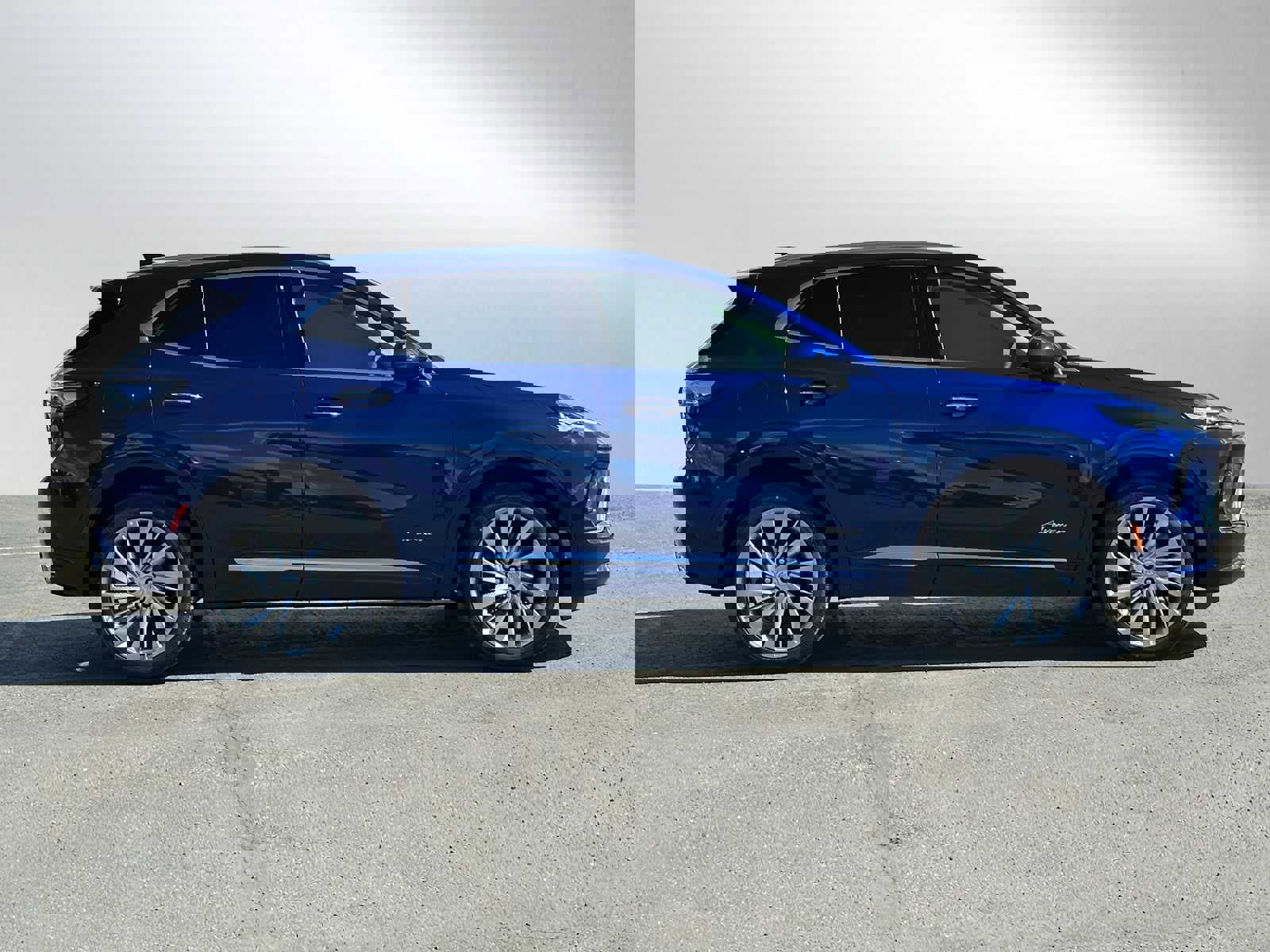 New 2025 Buick Envision Avenir image 8