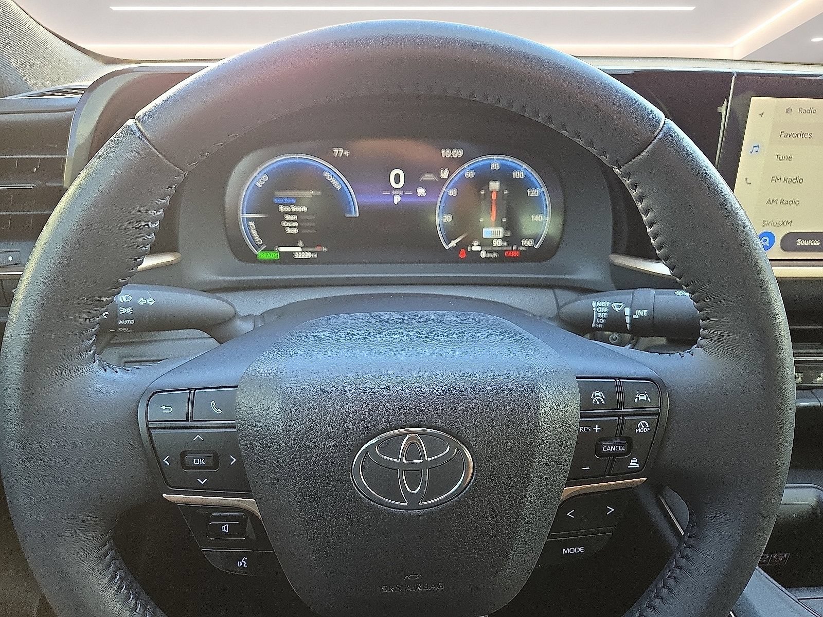 Used 2023 Toyota Crown AWD/4WD image 4