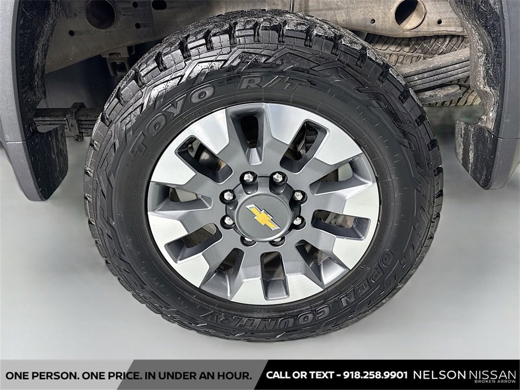 Used 2021 Chevrolet Silverado 2500 Custom w/ Custom Value Package image 29