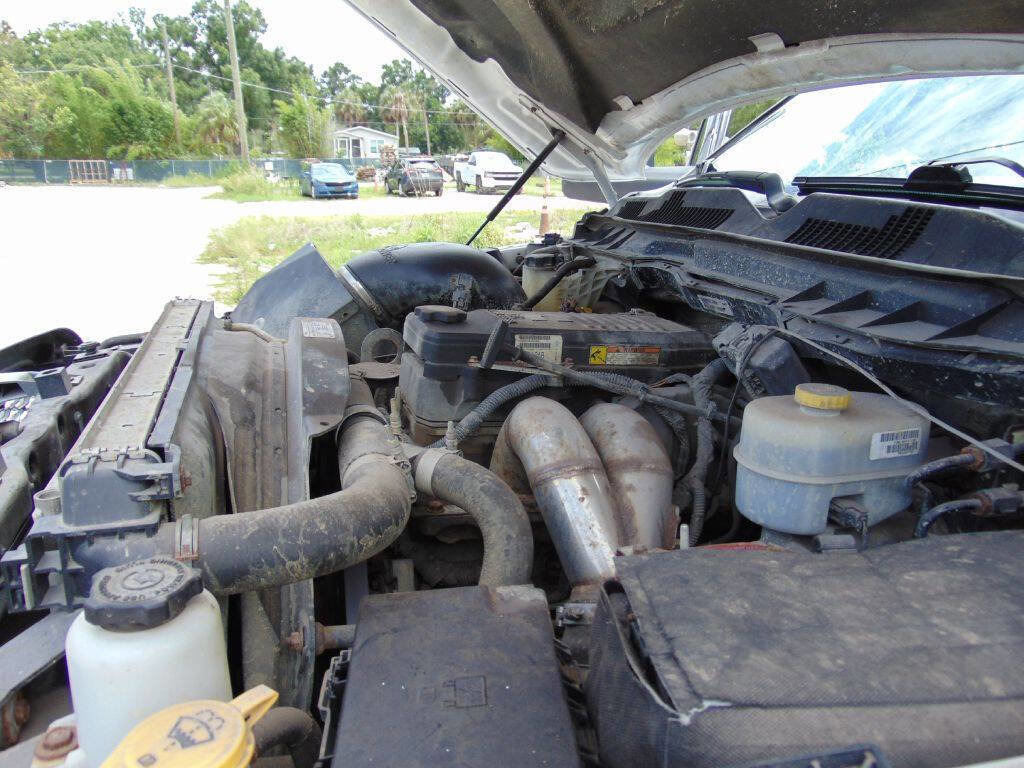 Used 2014 RAM 2500 SLT w/ HD Snow Plow Prep Group AWD/4WD image 32
