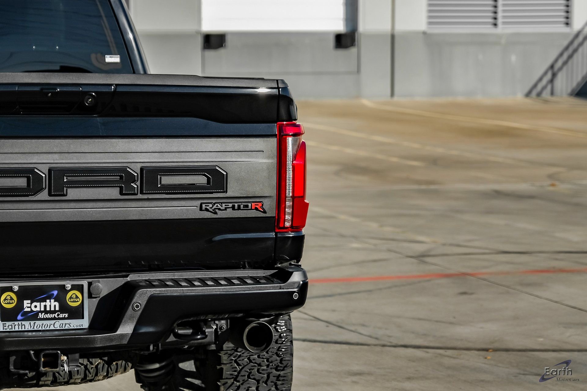 Used 2025 Ford F150 Raptor w/ Equipment Group 803A Raptor R AWD/4WD image 12