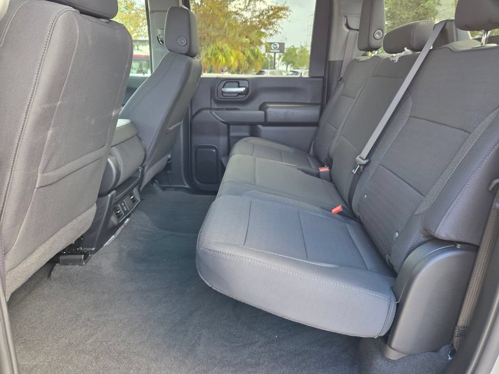Used 2026 Chevrolet Silverado 2500 Custom w/ Custom Value Package AWD/4WD image 9